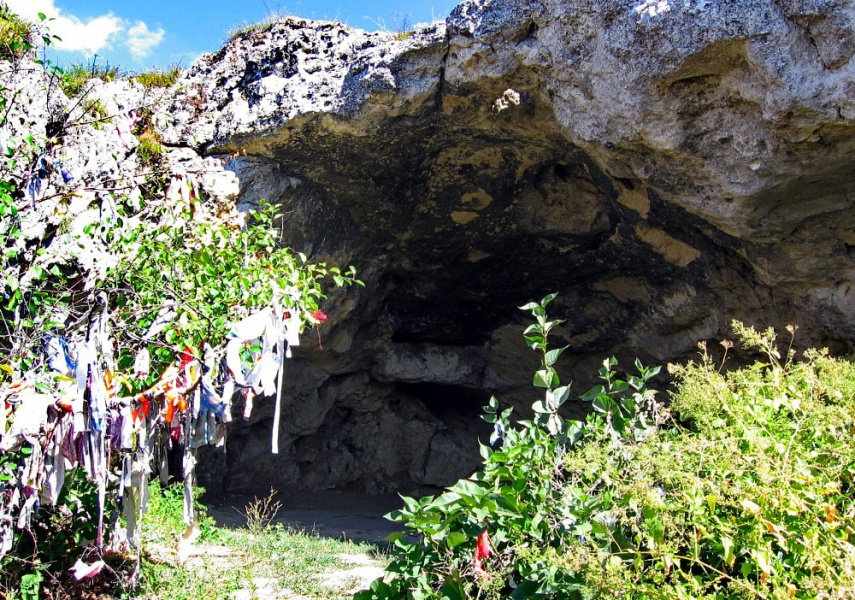 Пещера-святилище "Кырк-Азиз"