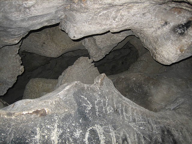 Пещера Змеиная