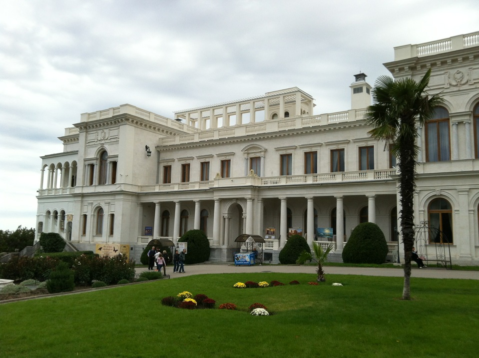 Ливадийский дворец в крыму история фото